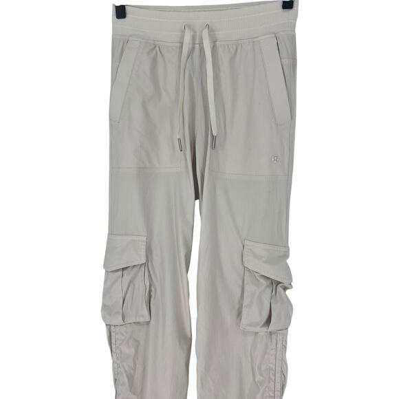 Lululemon Dance Studio Relaxed-Fit Mid-Rise Cargo Pant - Picture 6 of 10